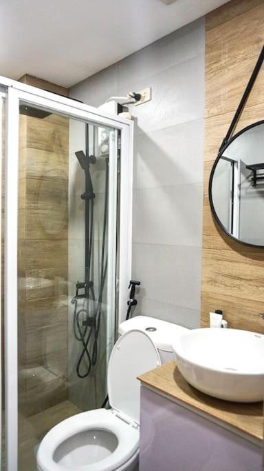 The Fika Room Near Mnl Airport - Scandi Studio Unit With Fast Wi-Fi & Netflix - Read Full Property Desc Before Booking Manila Exterior foto